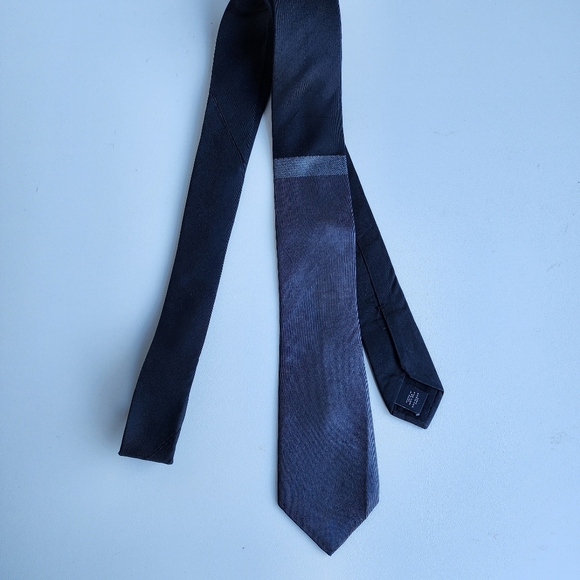 EXPRESS MEN'S 100% Silk Textured Tie Gray Black Colorblock Width: 2. 75" - Picture 1 of 8